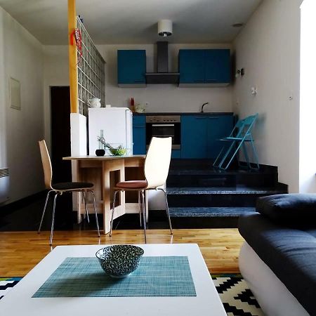 Apartment Naita Sinj Extérieur photo
